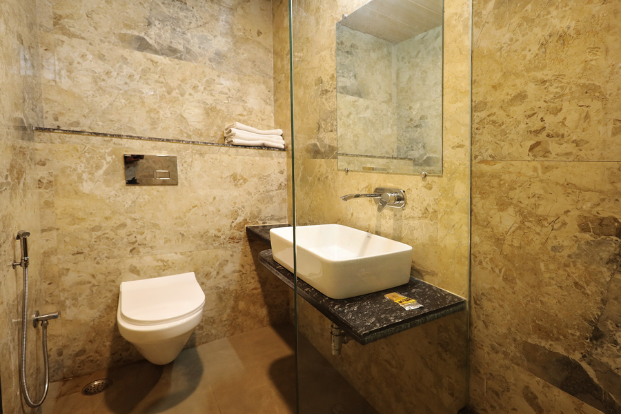 hotel sparkle inn just 400 meters from udaipur railway station