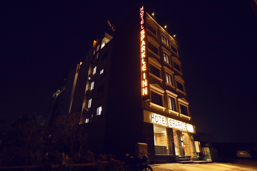 Hotel Sparkle Inn Just 400 Meters From Udaipur Railway Station,City Railway Station,3 star
