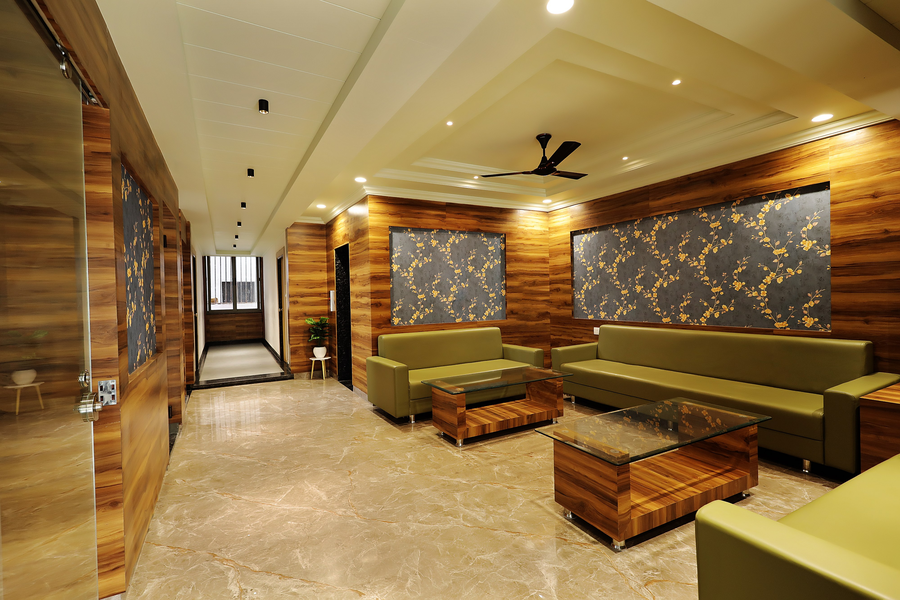 hotel sparkle inn just 400 meters from udaipur railway station