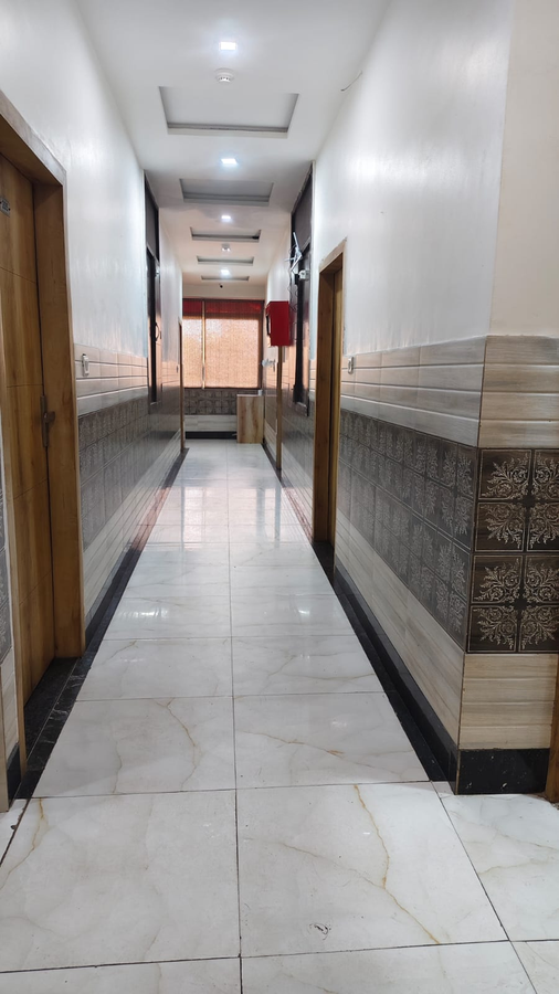 hotel ravi palace