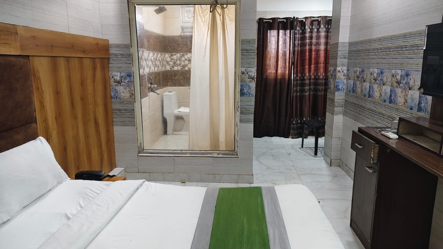 hotel ravi palace