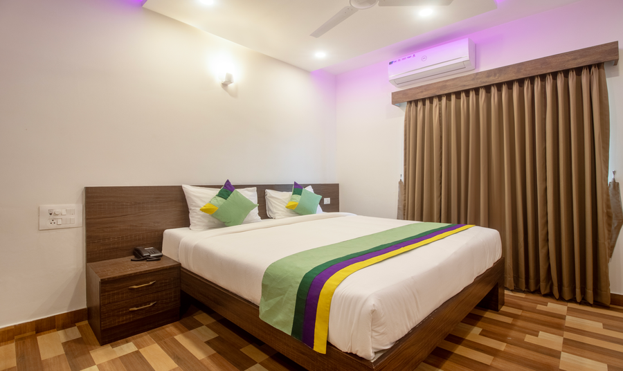 treebo elite plaza 700 mtrs from madikeri fort