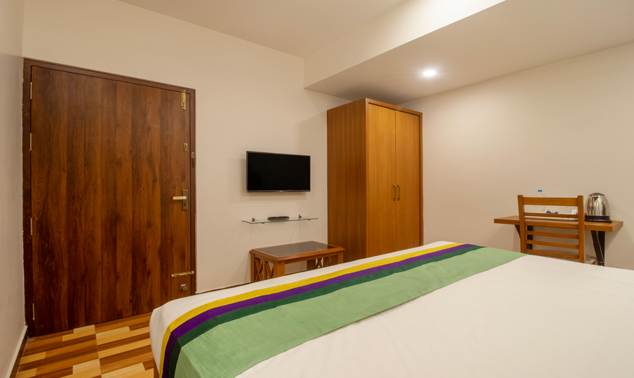 Treebo Elite Plaza, 700 Mtrs From Madikeri Fort,Madikeri,3 star