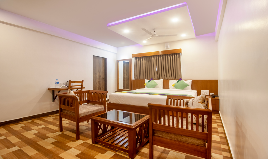 treebo elite plaza 700 mtrs from madikeri fort