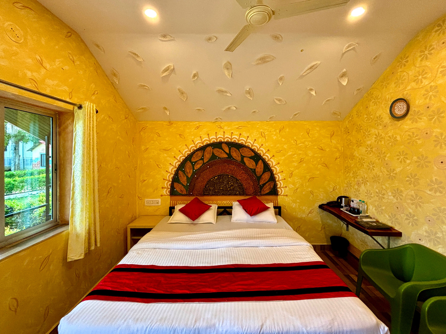 palashgram eco resort