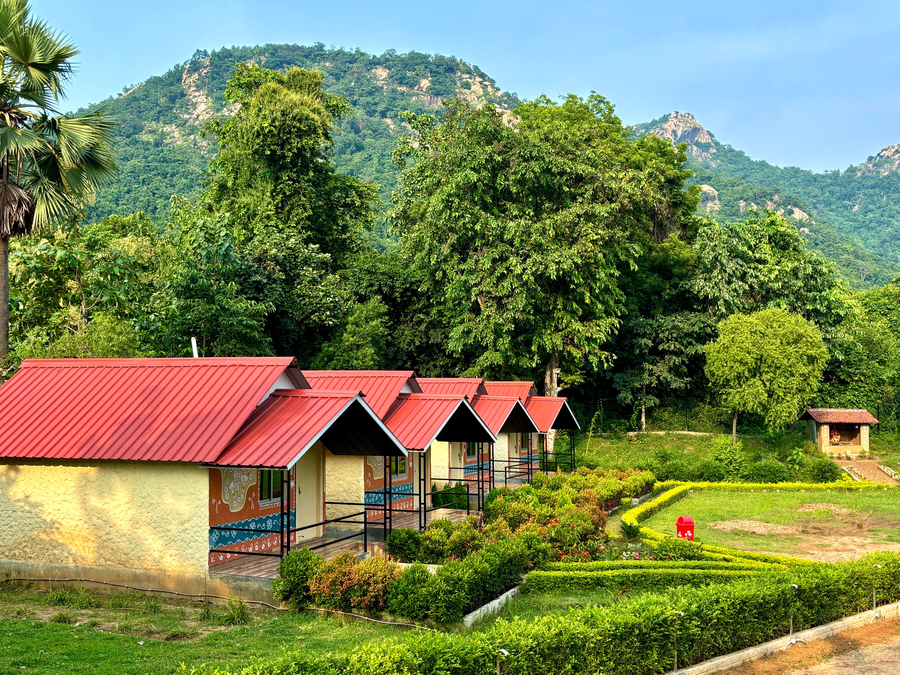 palashgram eco resort