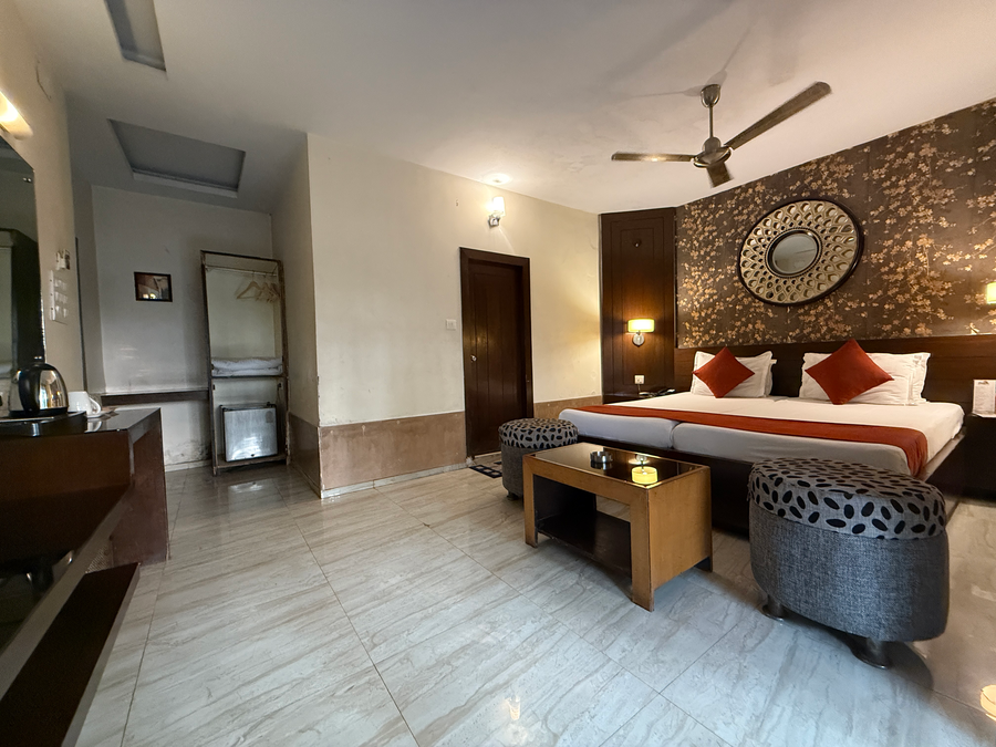 palm village resort