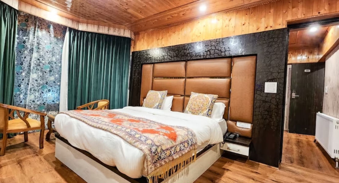 hayat residency pahalgam