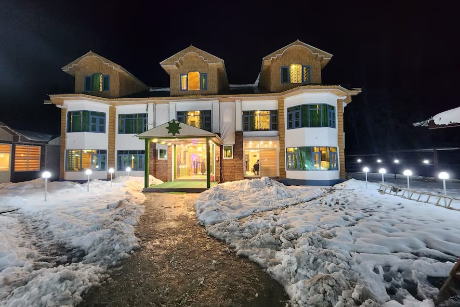 Hayat Residency Pahalgam,Batakote Near Rafting Point, Pahalgam, Hassan Abad, Jammu And Kashmir 192129,3 star