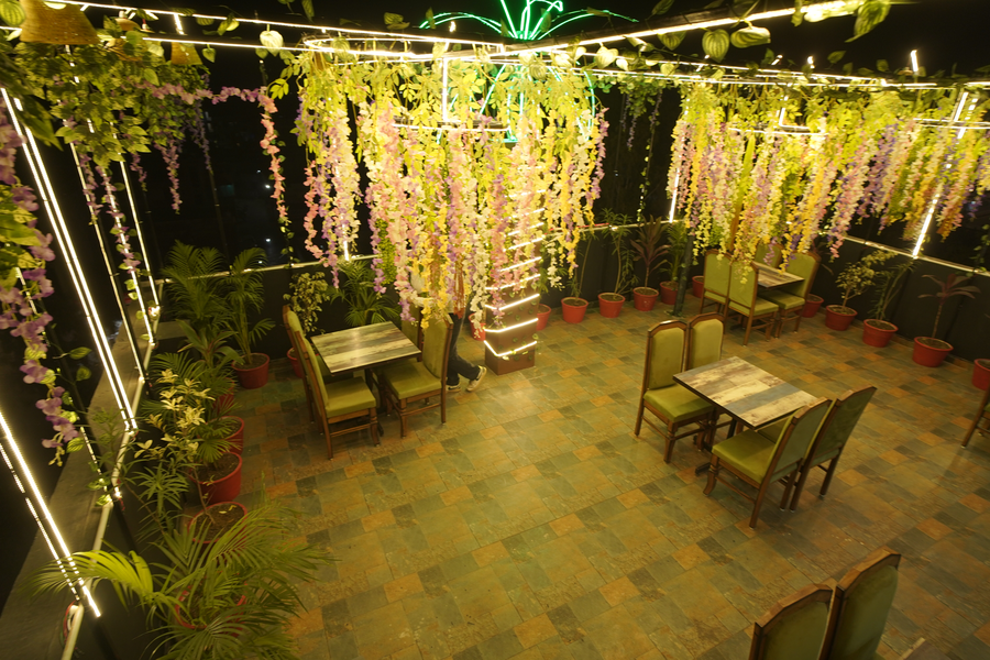 Hotel Adhiraj Inn,Electricity Board Area,3 star