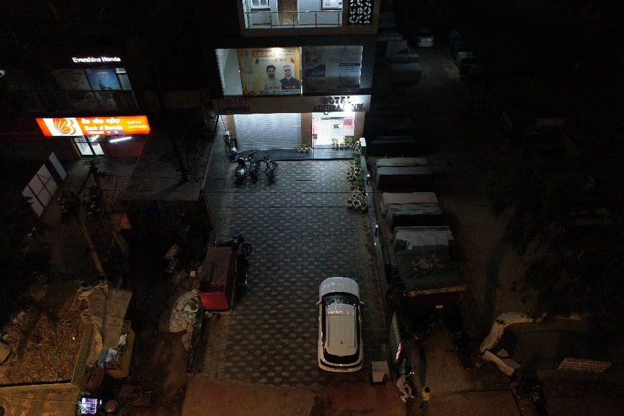 Hotel Adhiraj Inn,Electricity Board Area,3 star