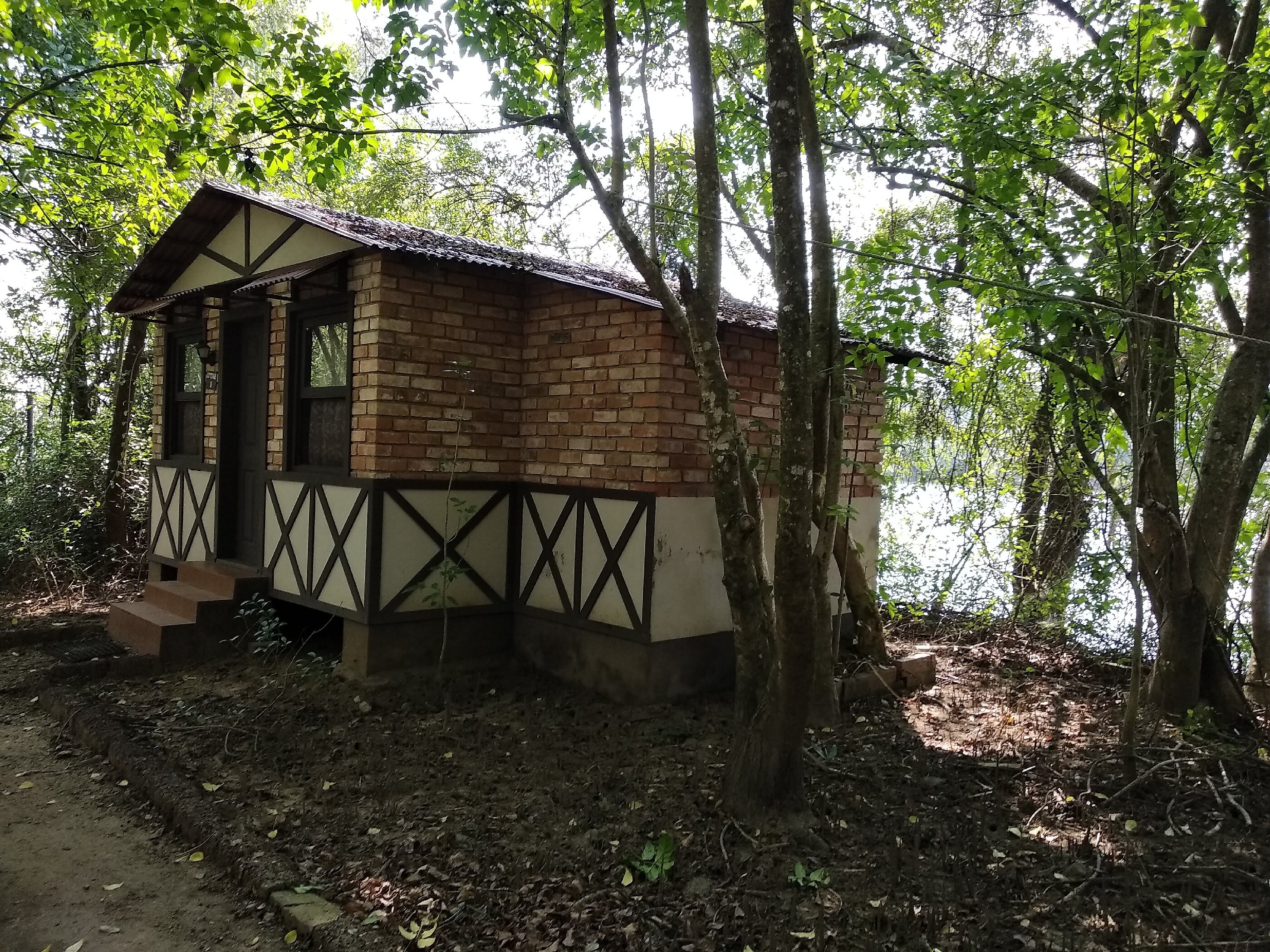 Camp Riveredge Paradise,Karwar,2 star