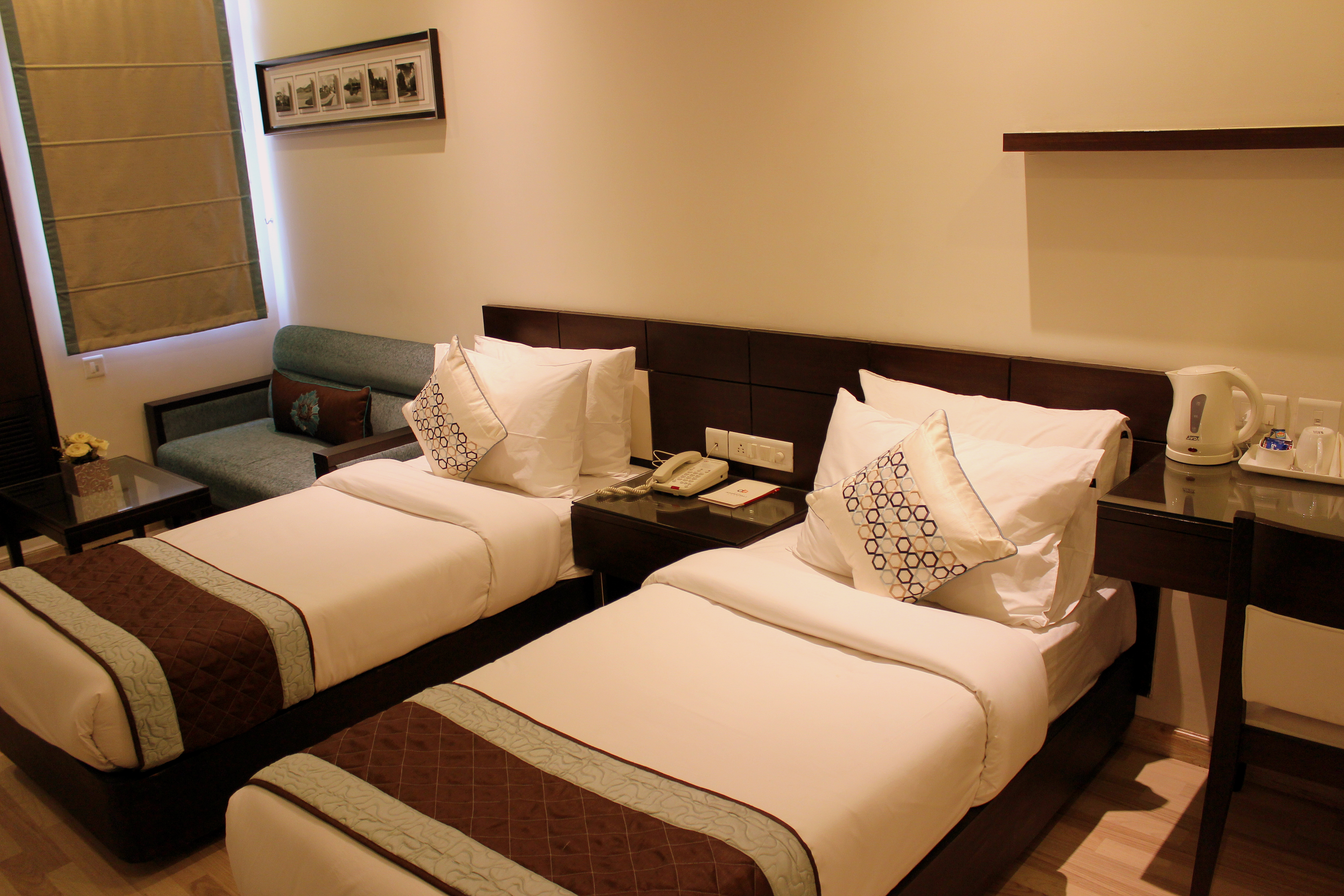 hotel amrapali grand