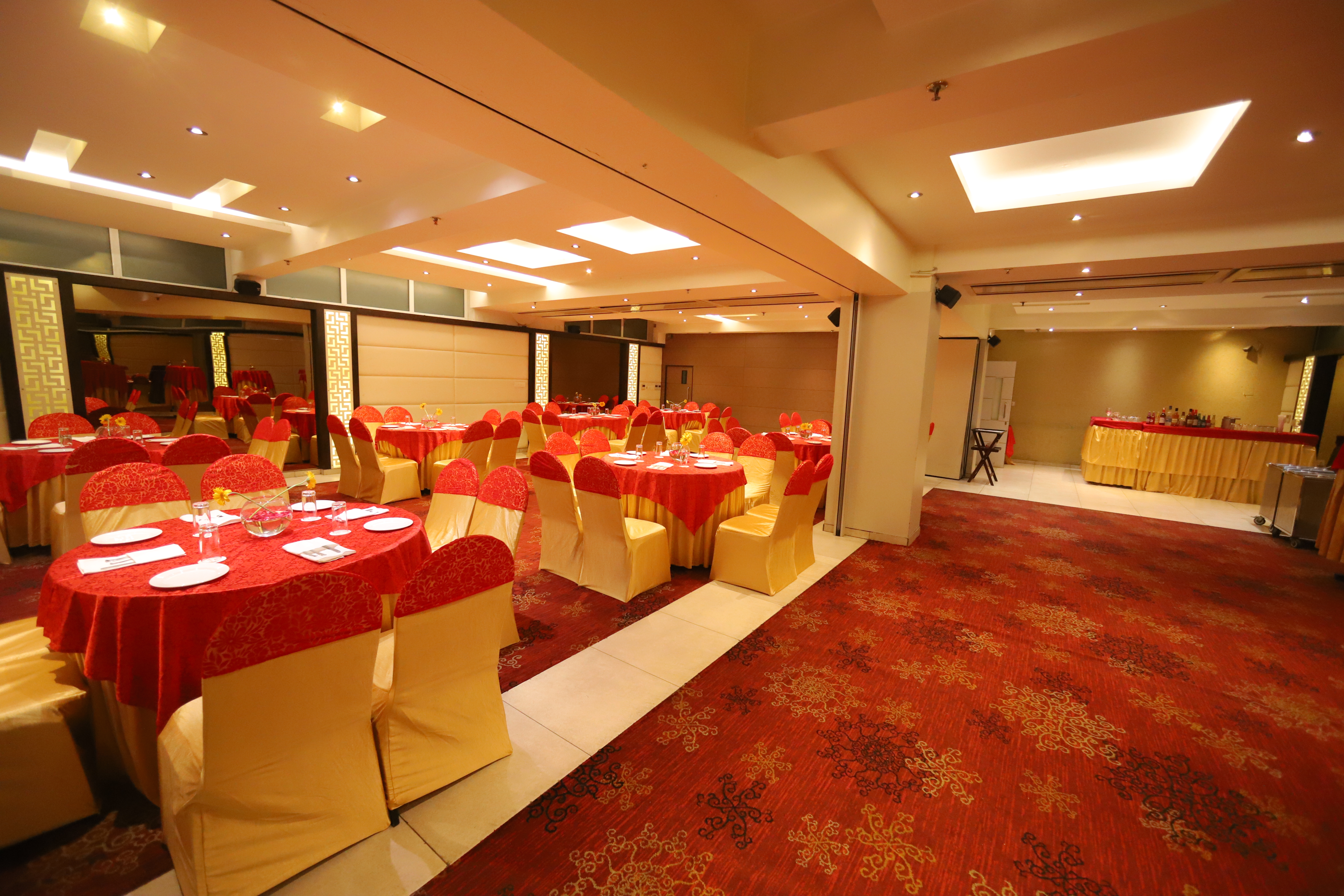 hotel amrapali grand