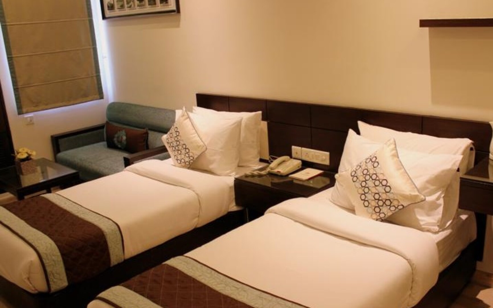 hotel amrapali grand