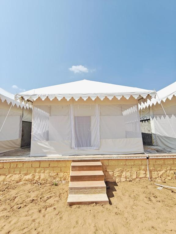 barkha desert safari camp jaisalmer