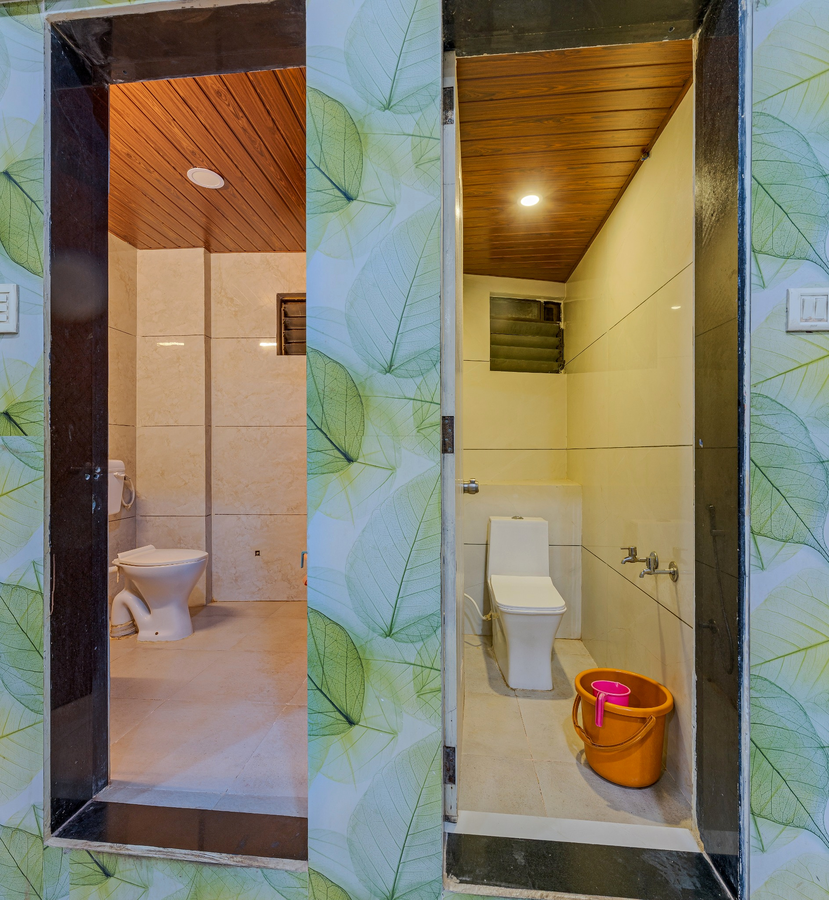 hotel adarsh deluxe