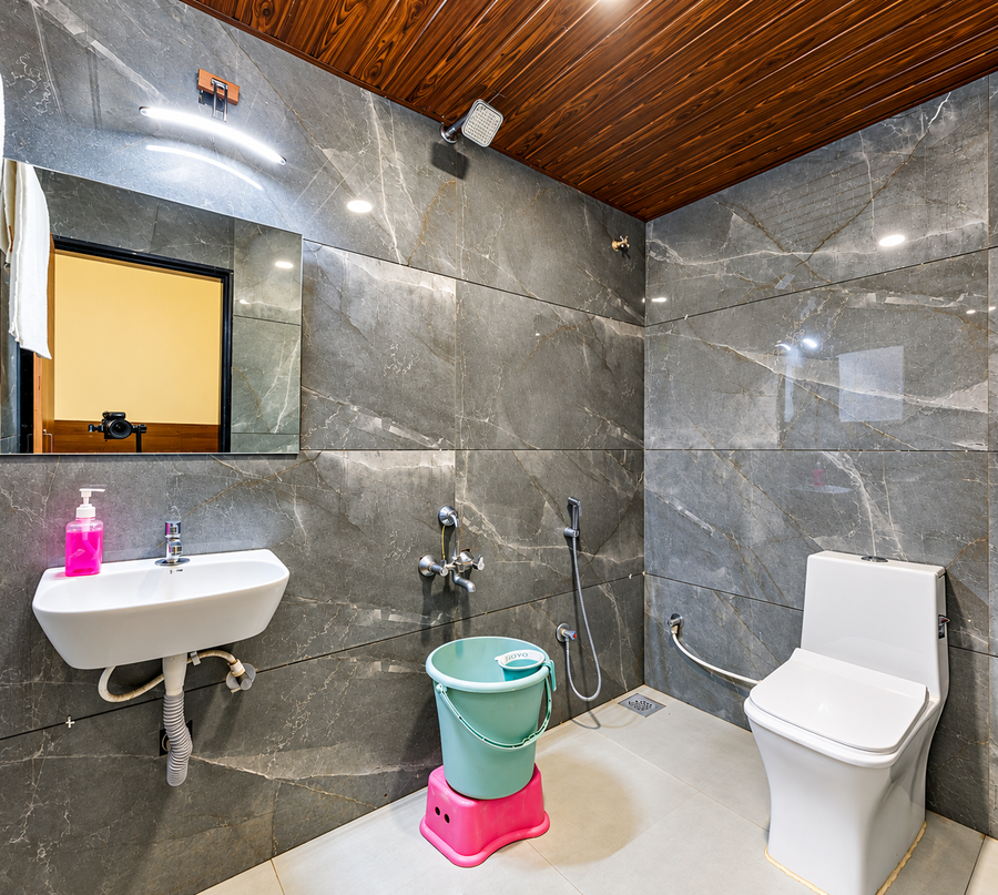 hotel adarsh deluxe
