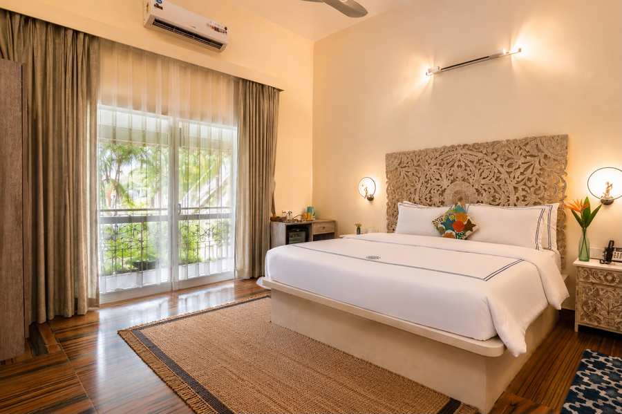 sashas holiday village