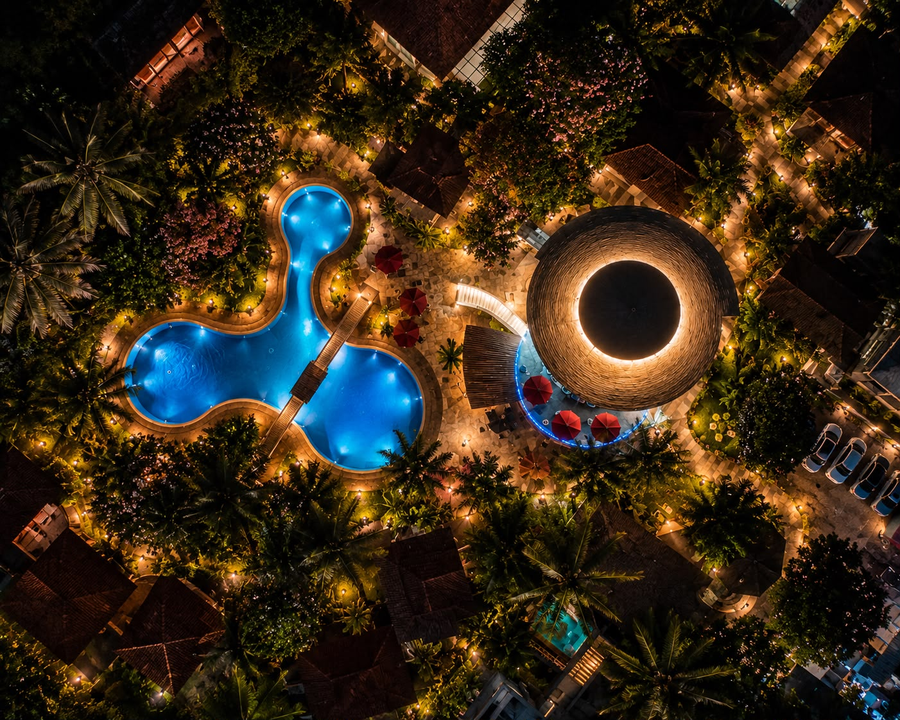 sashas holiday village