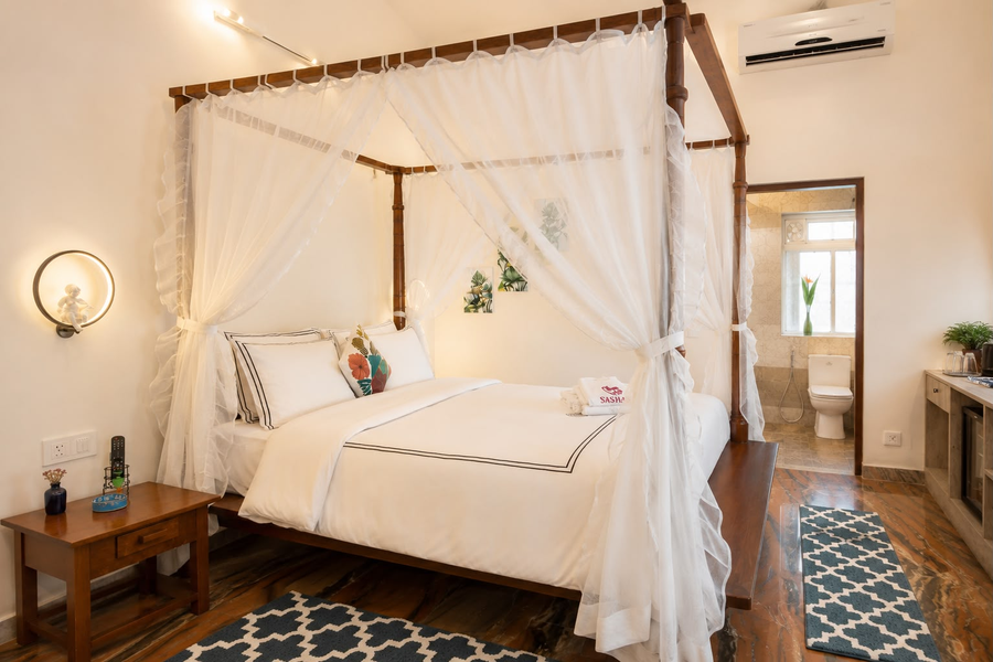sashas holiday village