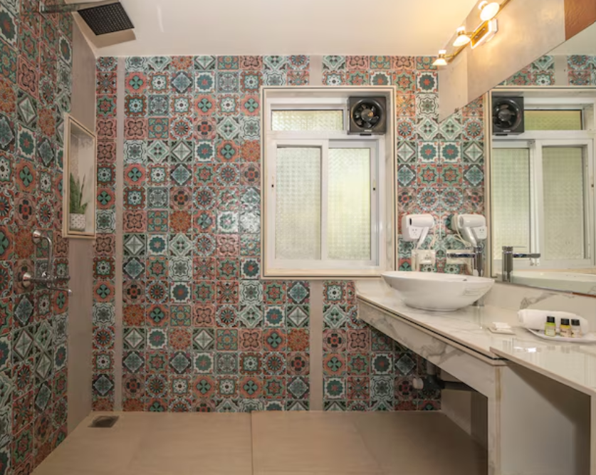 sashas holiday village