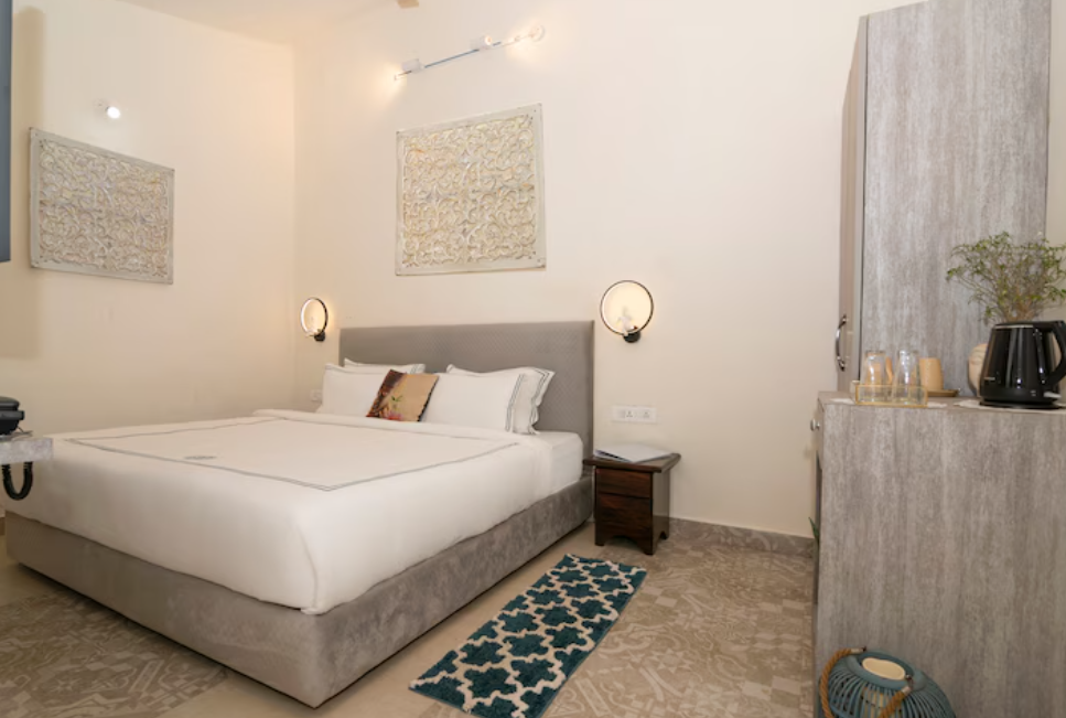 sashas holiday village