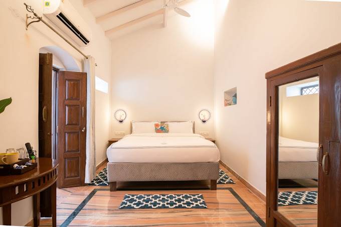 sashas holiday village