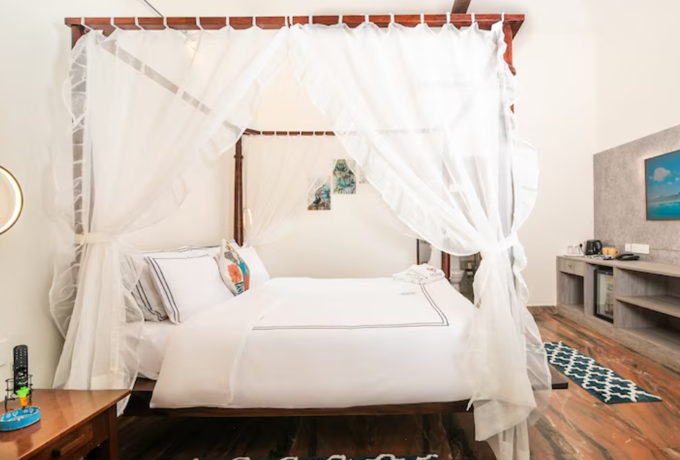 sashas holiday village