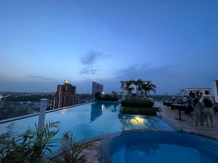 Richi Rich Studio Apartment,Shyam Nagar,2 star