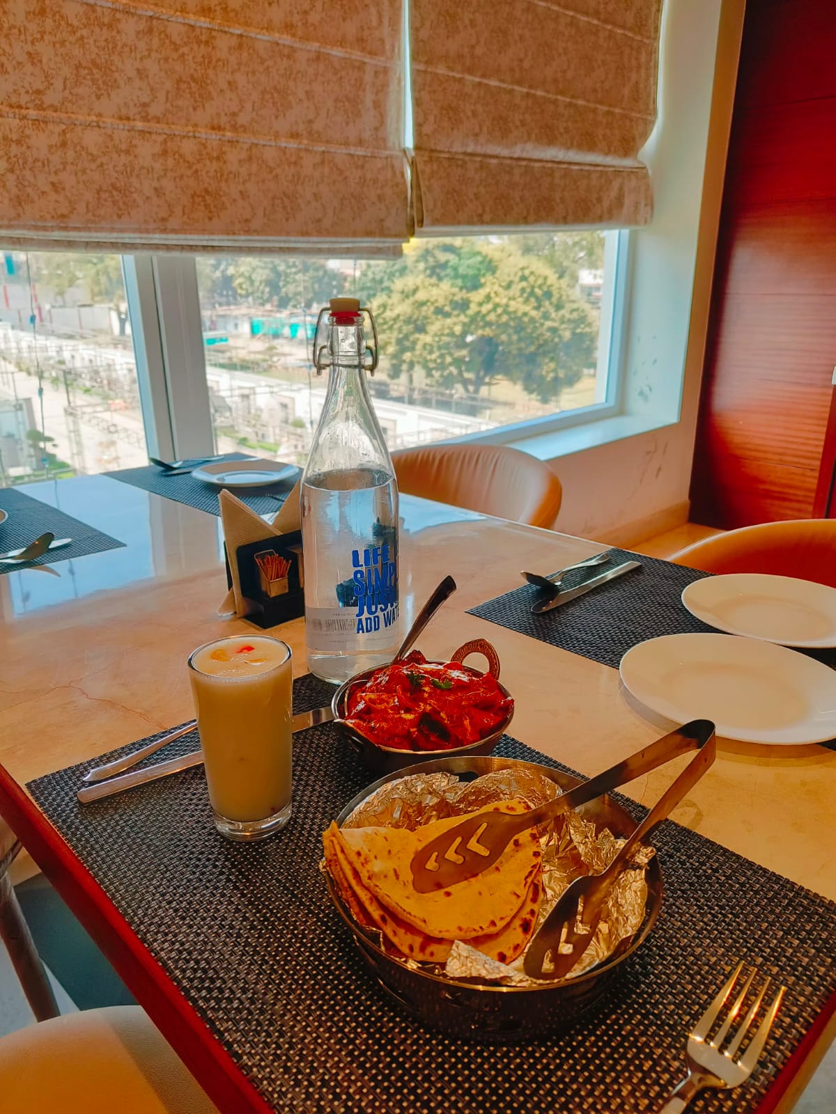 Four Leaf Hotel - Akosha,Near Kashi Vishwanath Temple,3 star