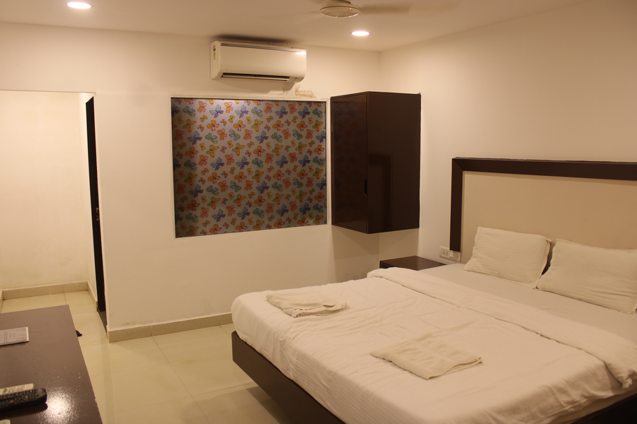 beach walk resort morjim by feather touch