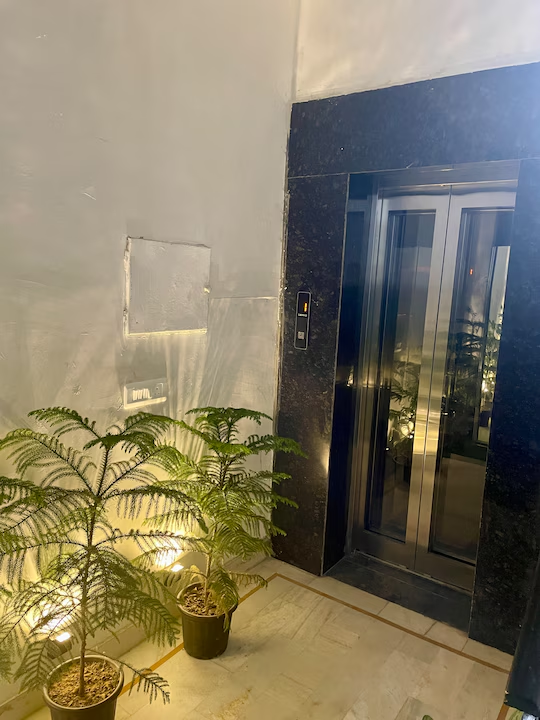 lime boutique bed and breakfast nehru place metro