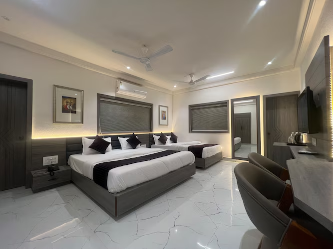 hotel ankur