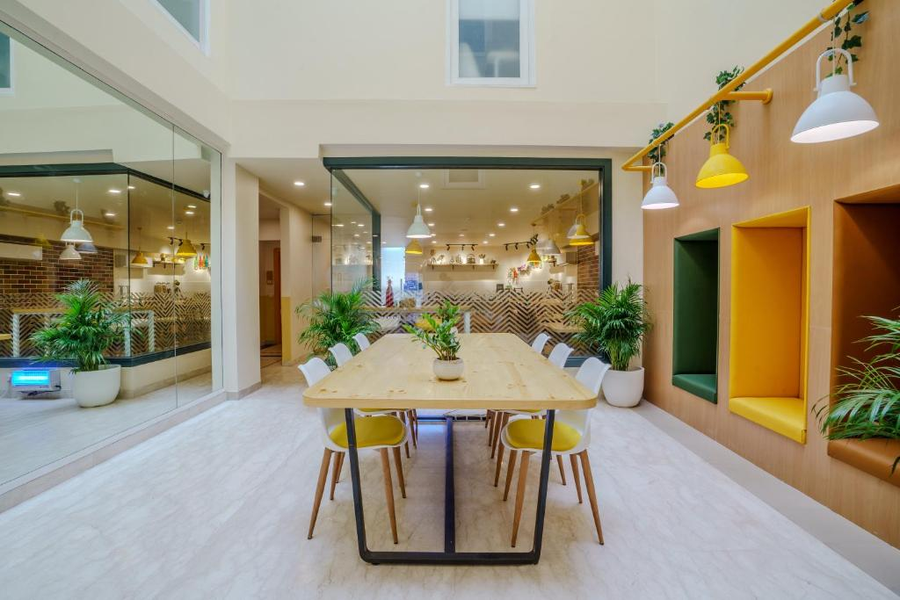 bloom hotel greater kailash 2