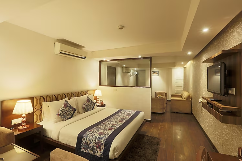 hotel arch plaza near yashobhoomi dwarka