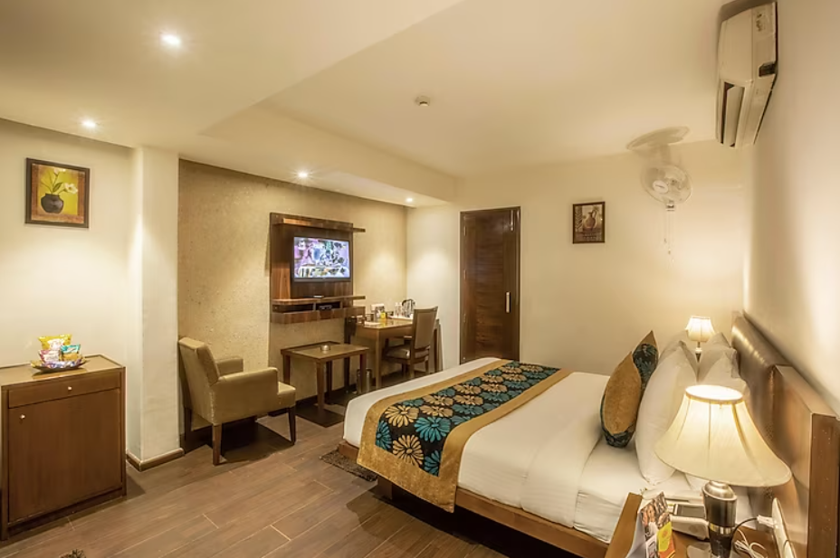 hotel arch plaza near yashobhoomi dwarka