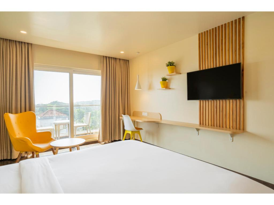 bloom hotel dona paula