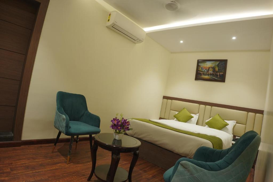 The Pride, Jamshedpur,,3 star