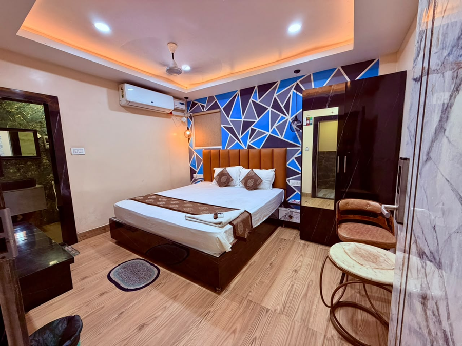 the santosh inn