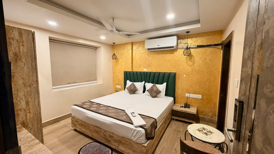 the santosh inn