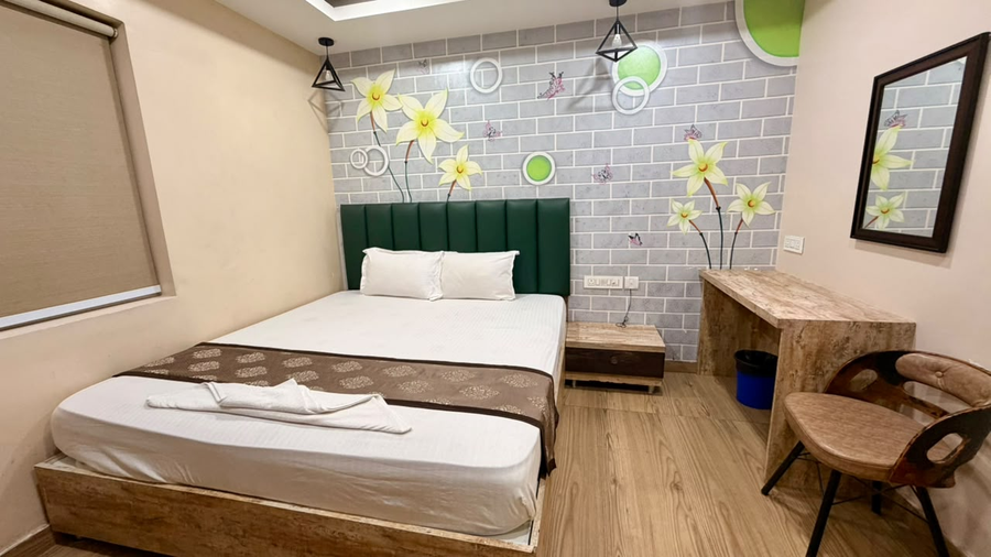 the santosh inn