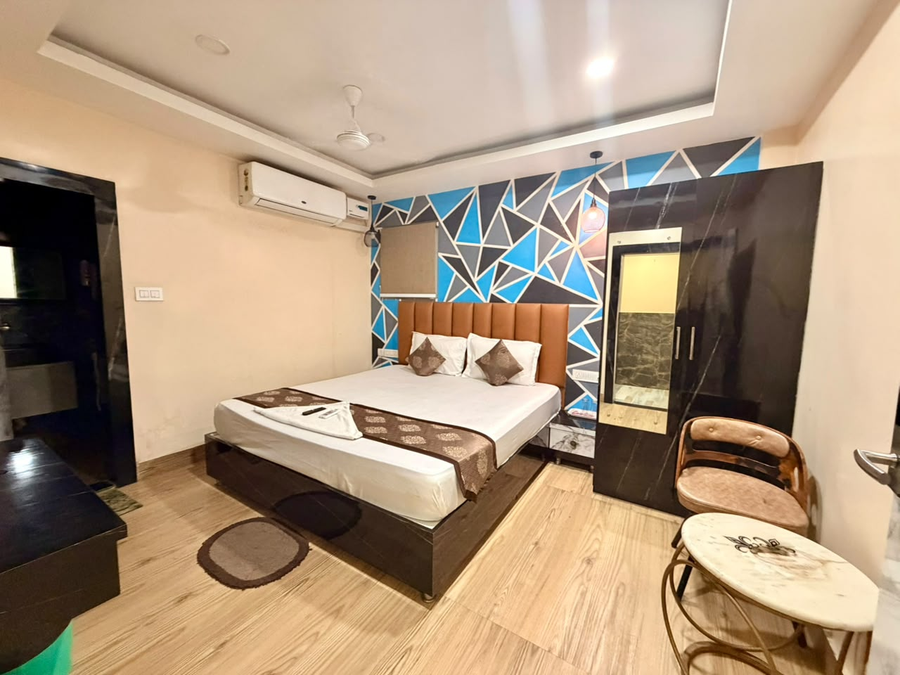 the santosh inn