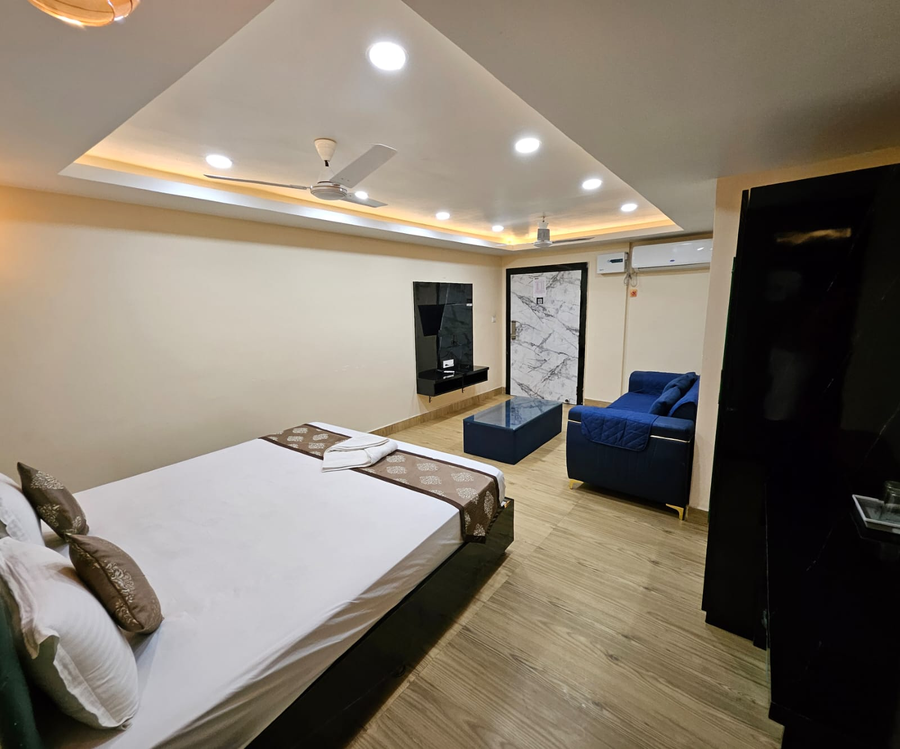the santosh inn