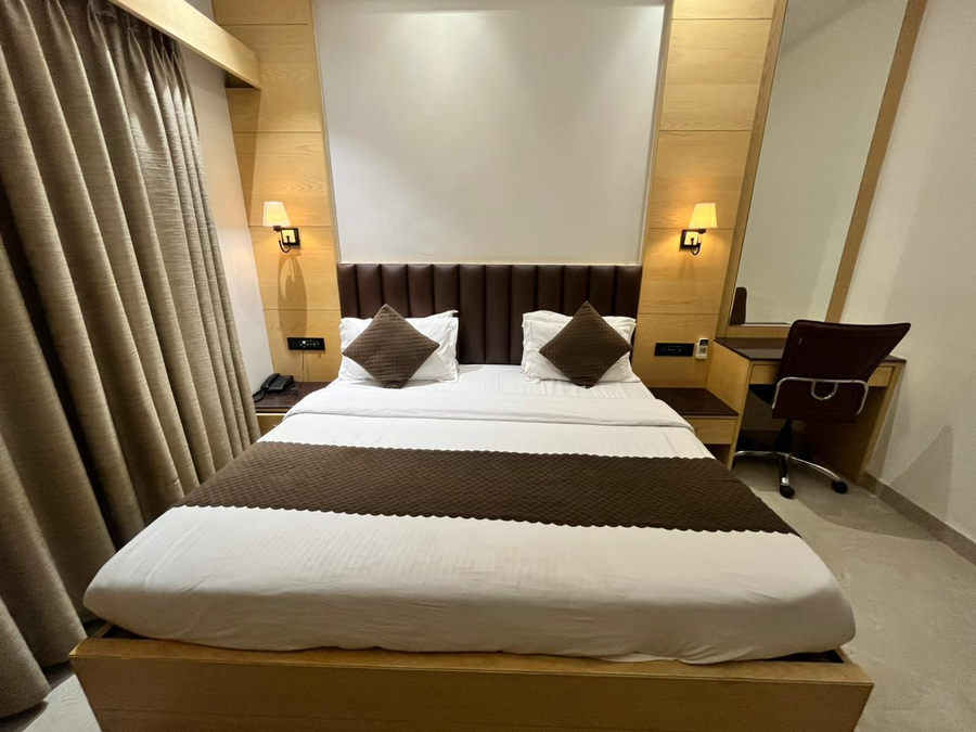 hotel sar kamla dham