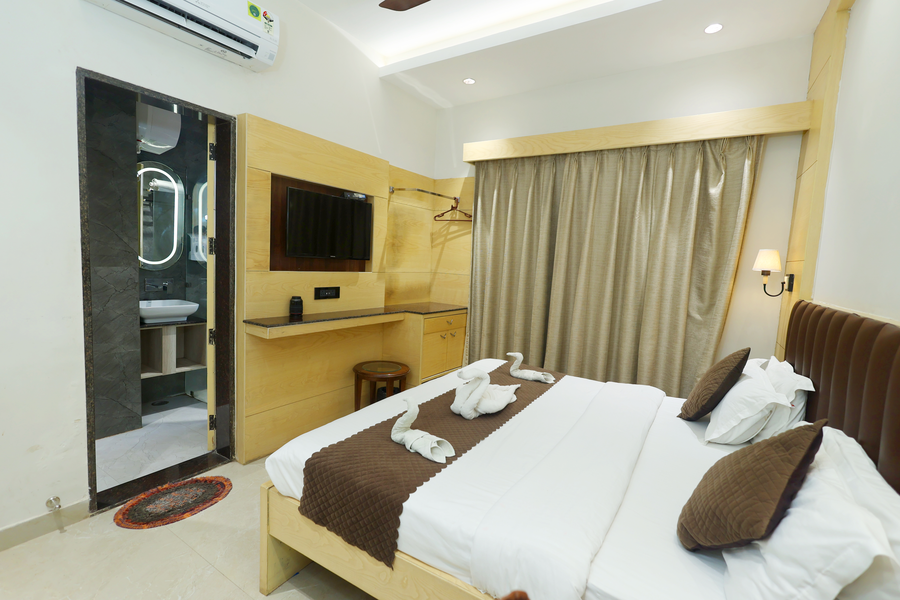 hotel sar kamla dham