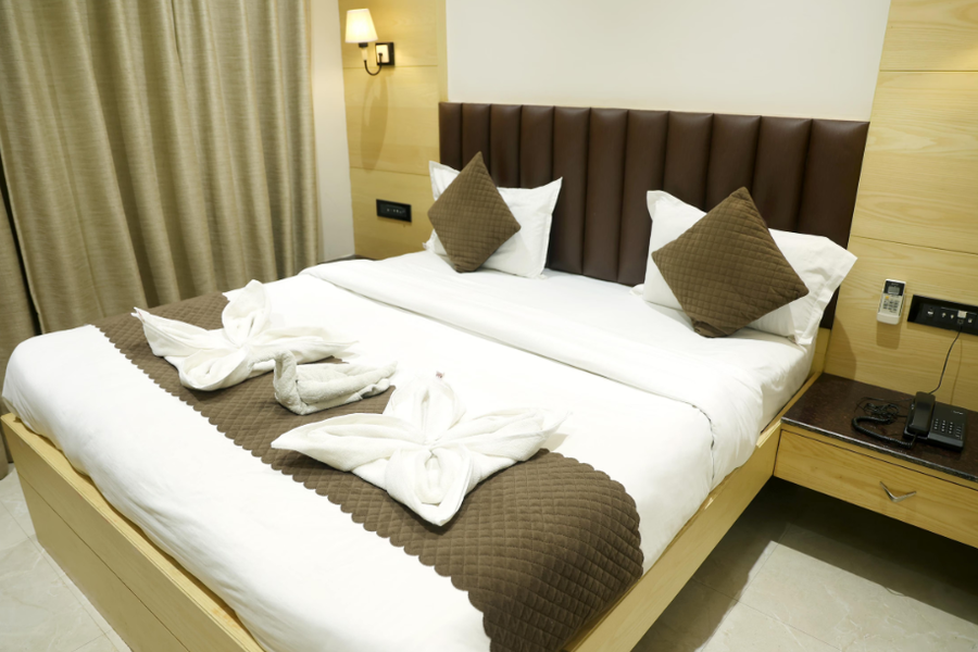 hotel sar kamla dham