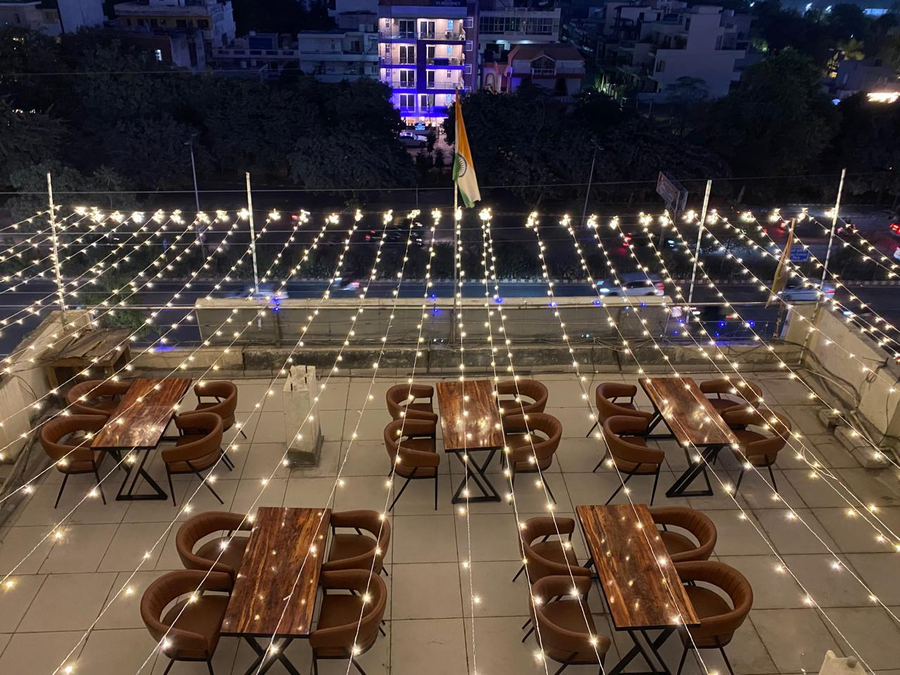 oyster pearl near medanta hospital sec 39 gurgaon