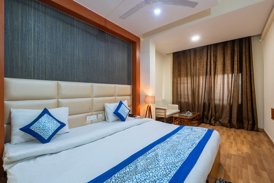 oyster pearl near medanta hospital sec 39 gurgaon