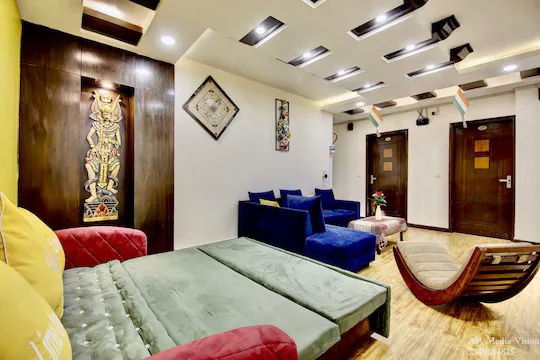 the lime stays gk metro n b saket select city